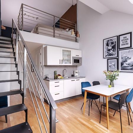 Turnkey I Charles Square Apartments 프라하 외부 사진